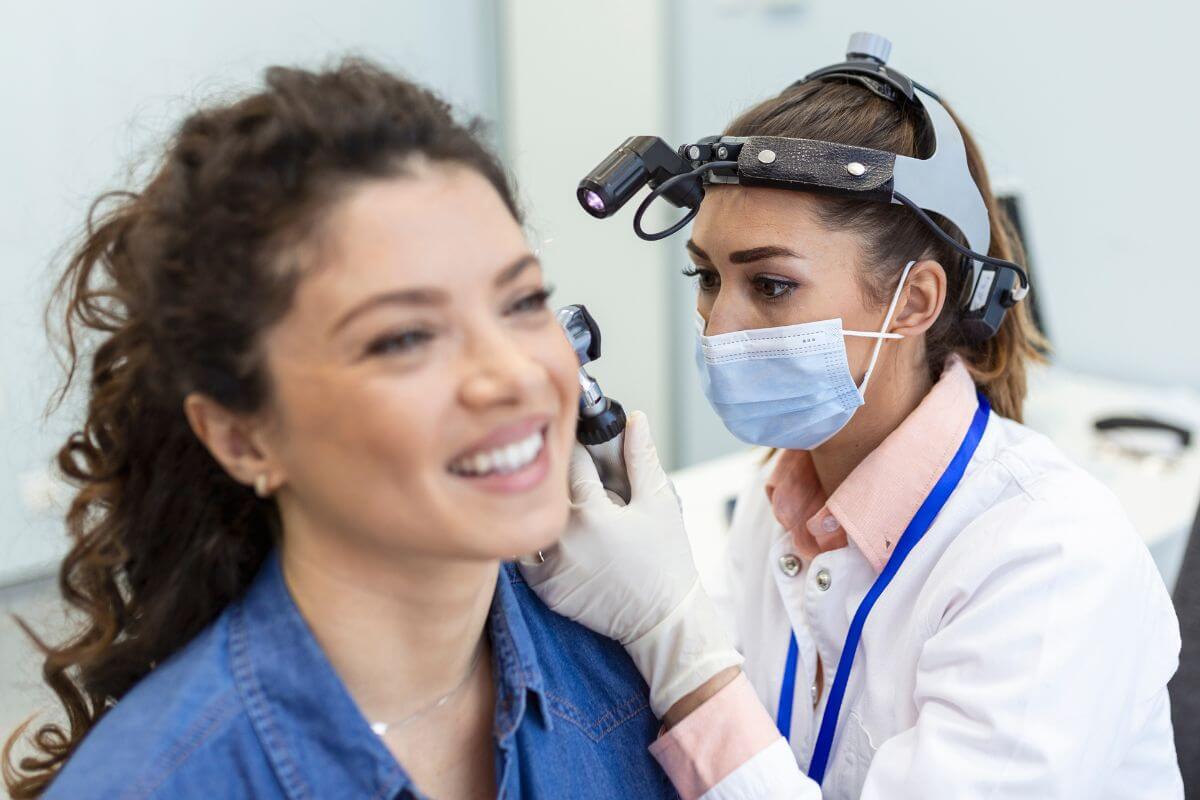 A tympanometria és a stapedius reflexvizsgálat két különböző audiológiai módszer