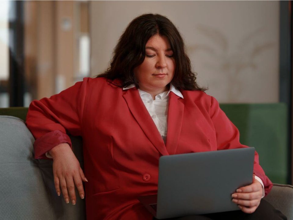 Az elhízás fokozza az inkontinencia kialakulásának kockázatát, és súlyosbíthatja a tüneteket.